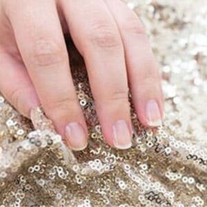 Color Street | Clear as day clear top coat strip to add extra shine.